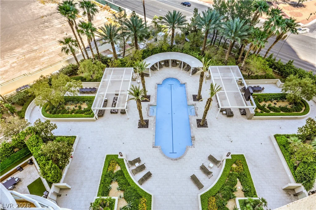 2777 Paradise, Las Vegas, NV 89109