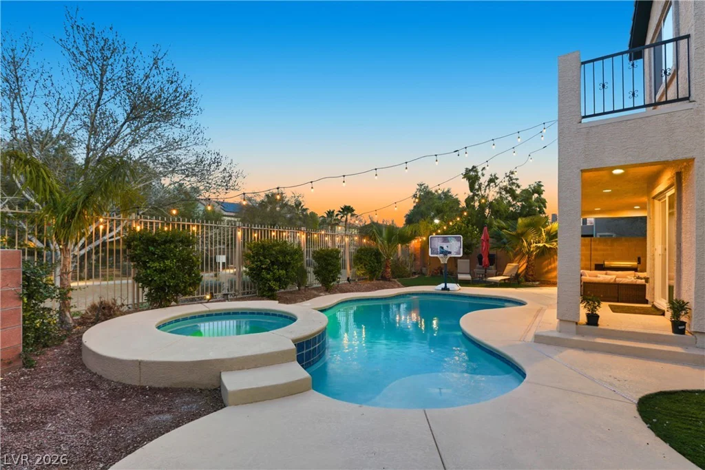7012 Geese Gathering, North Las Vegas, NV 89084