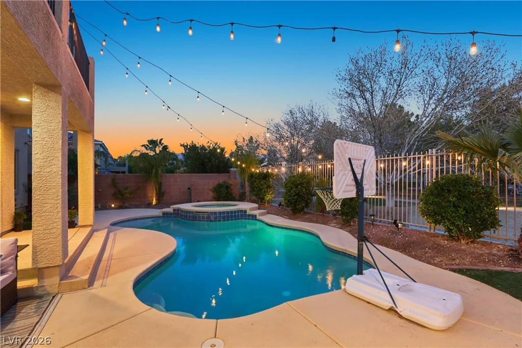7012 Geese Gathering, North Las Vegas, NV 89084