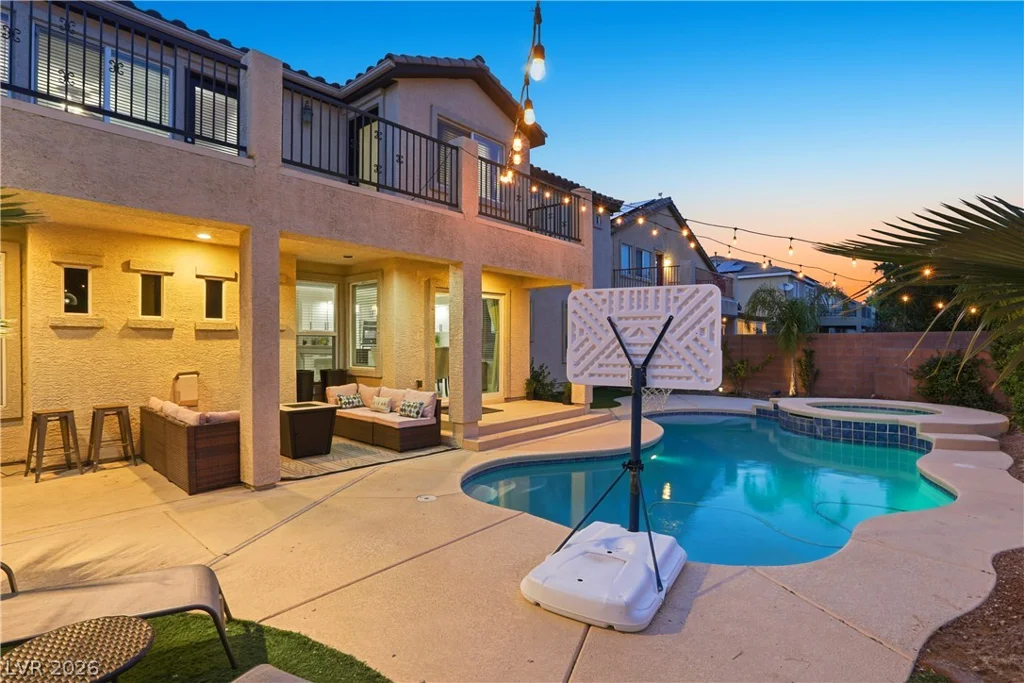 7012 Geese Gathering, North Las Vegas, NV 89084