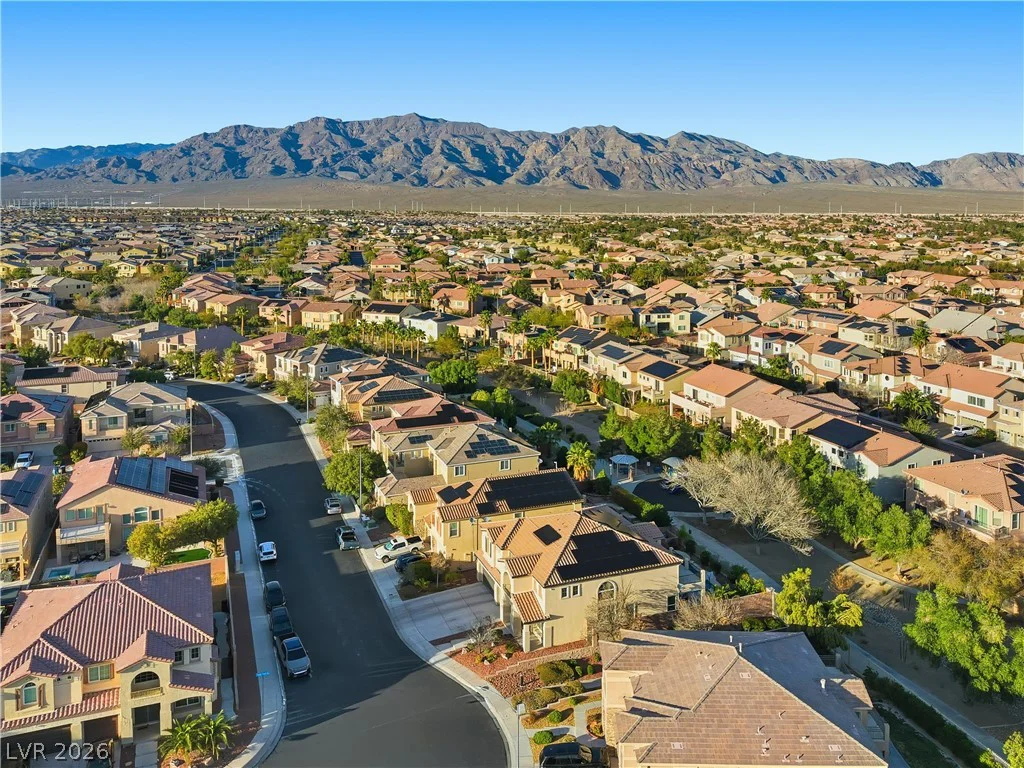 7012 Geese Gathering, North Las Vegas, NV 89084