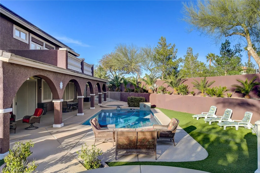 10798 Chillingham, Las Vegas, NV 89183