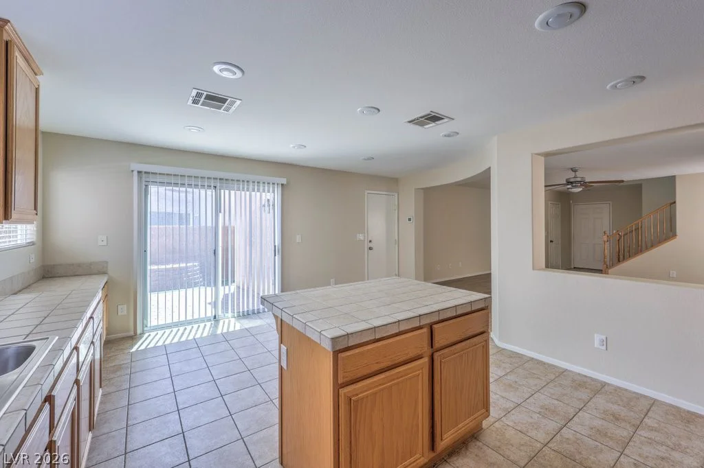 690 Iron Bridge, Las Vegas, NV 89178