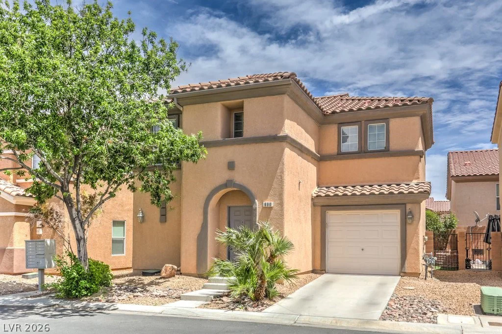 690 Iron Bridge, Las Vegas, NV 89178