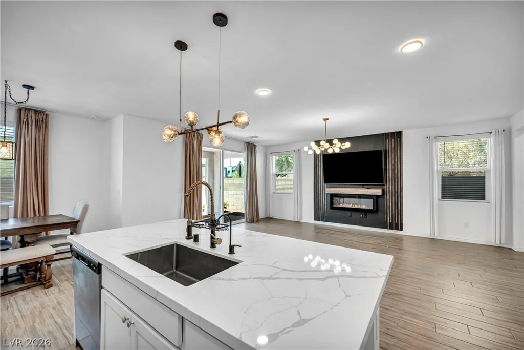 9969 Caton, Las Vegas, NV 89141