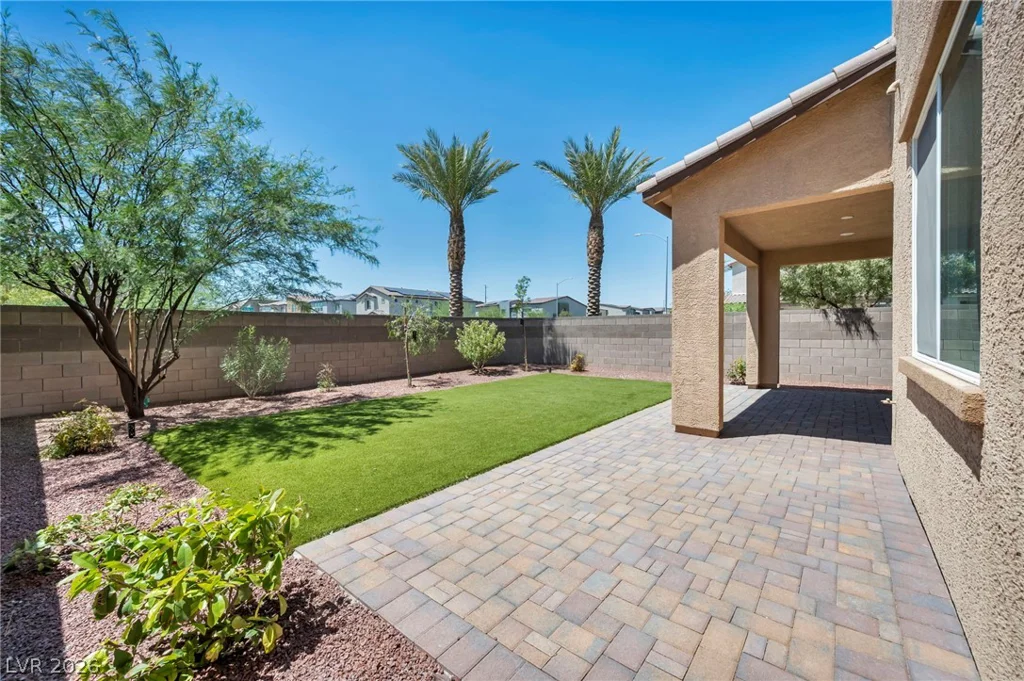 9969 Caton, Las Vegas, NV 89141