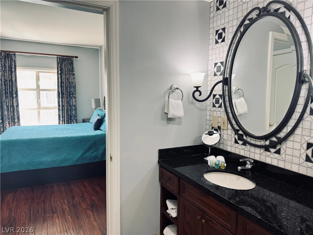 30 Strada Di Villaggio, Henderson, NV 89011