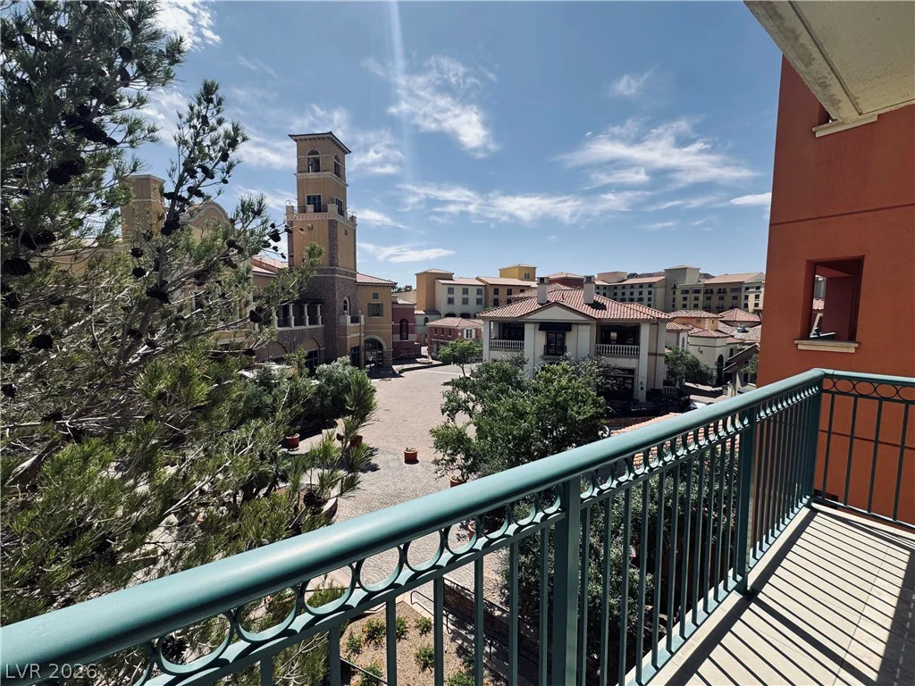 30 Strada Di Villaggio, Henderson, NV 89011