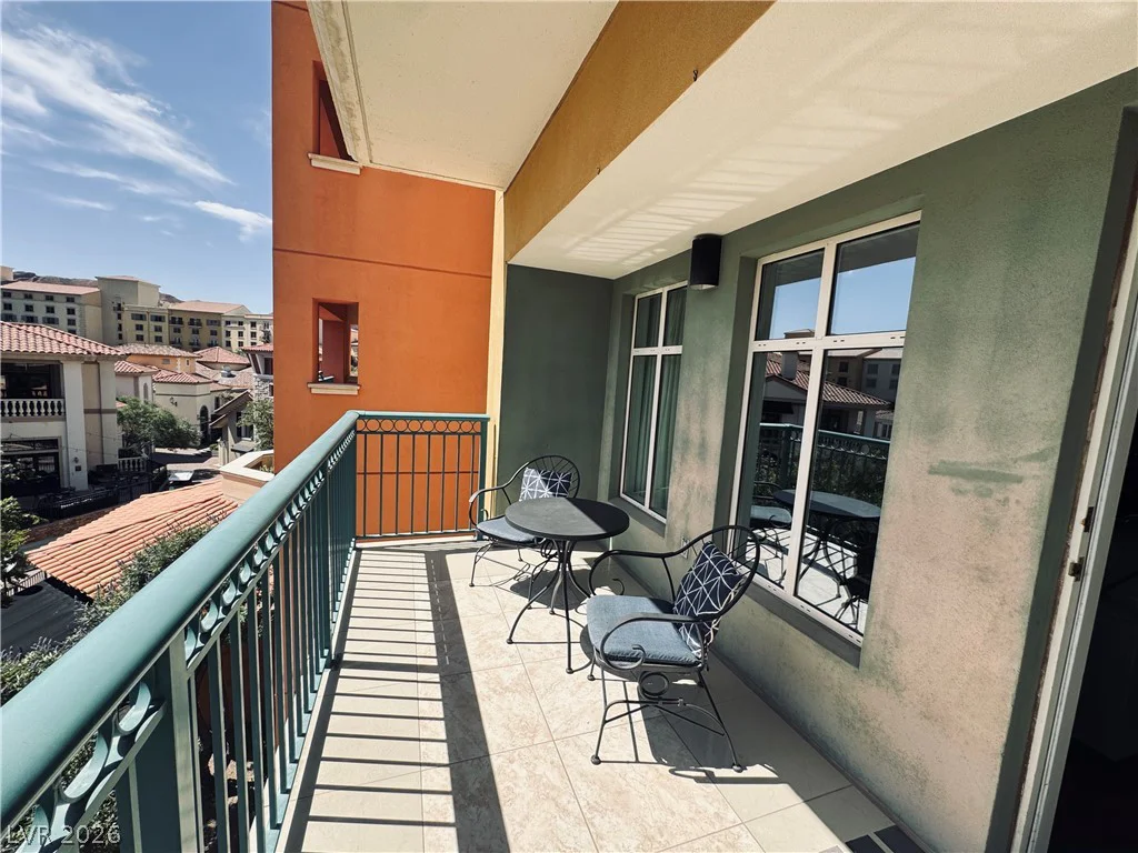 30 Strada Di Villaggio, Henderson, NV 89011