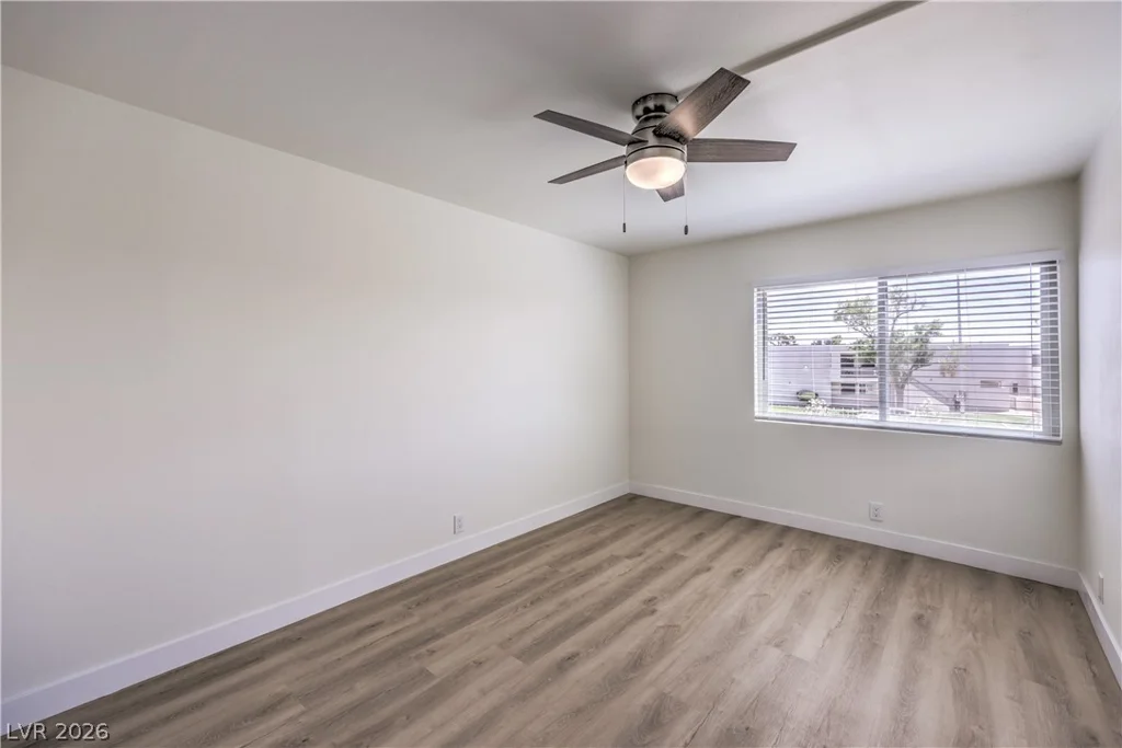 750 Royal Crest, Las Vegas, NV 89169