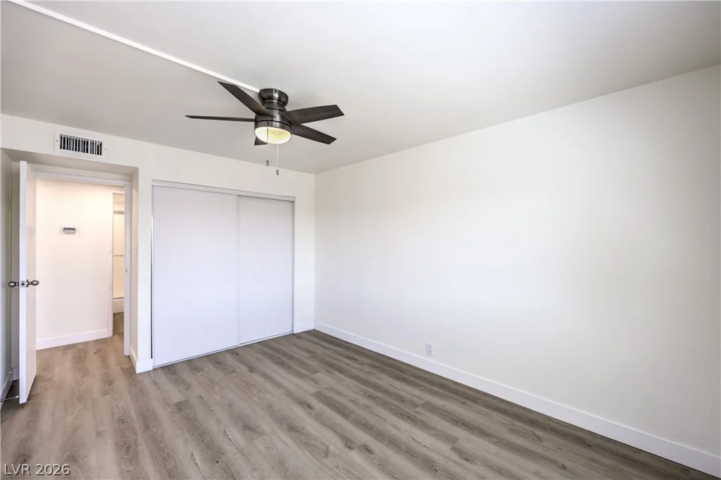 750 Royal Crest, Las Vegas, NV 89169