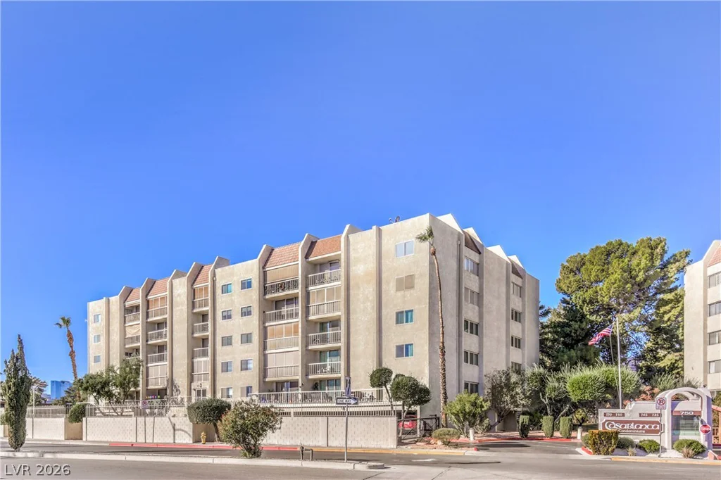 750 Royal Crest, Las Vegas, NV 89169