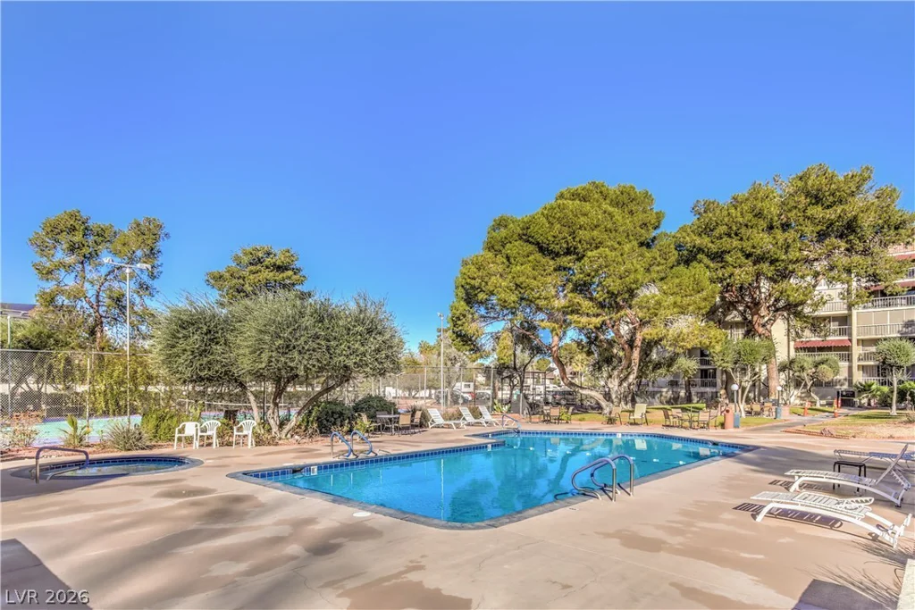 750 Royal Crest, Las Vegas, NV 89169