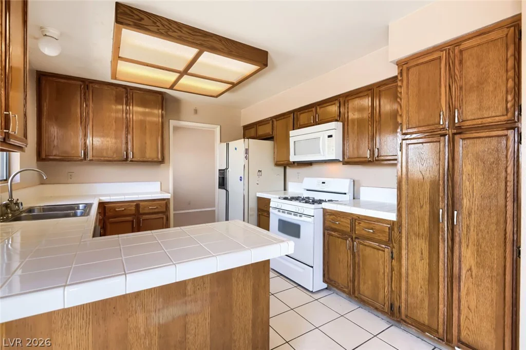 1834 Paprika, Henderson, NV 89014