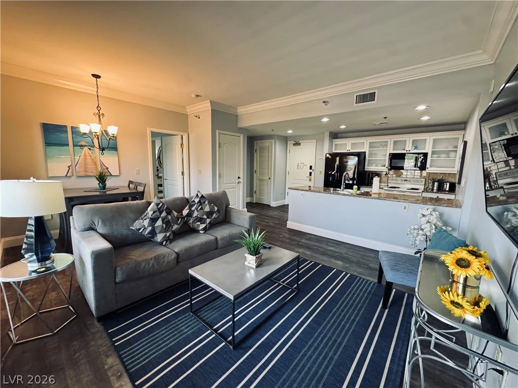 30 Strada Di Villaggio, Henderson, NV 89011