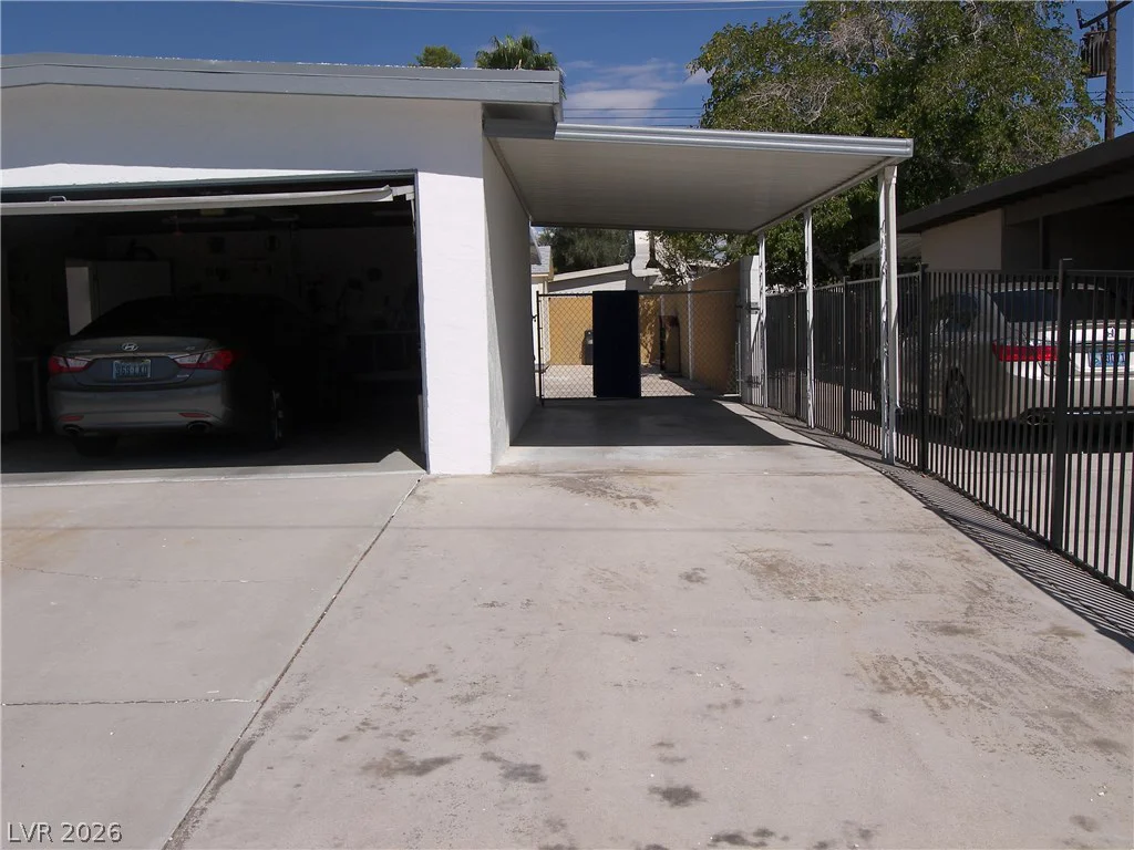 5908 Heron, Las Vegas, NV 89107