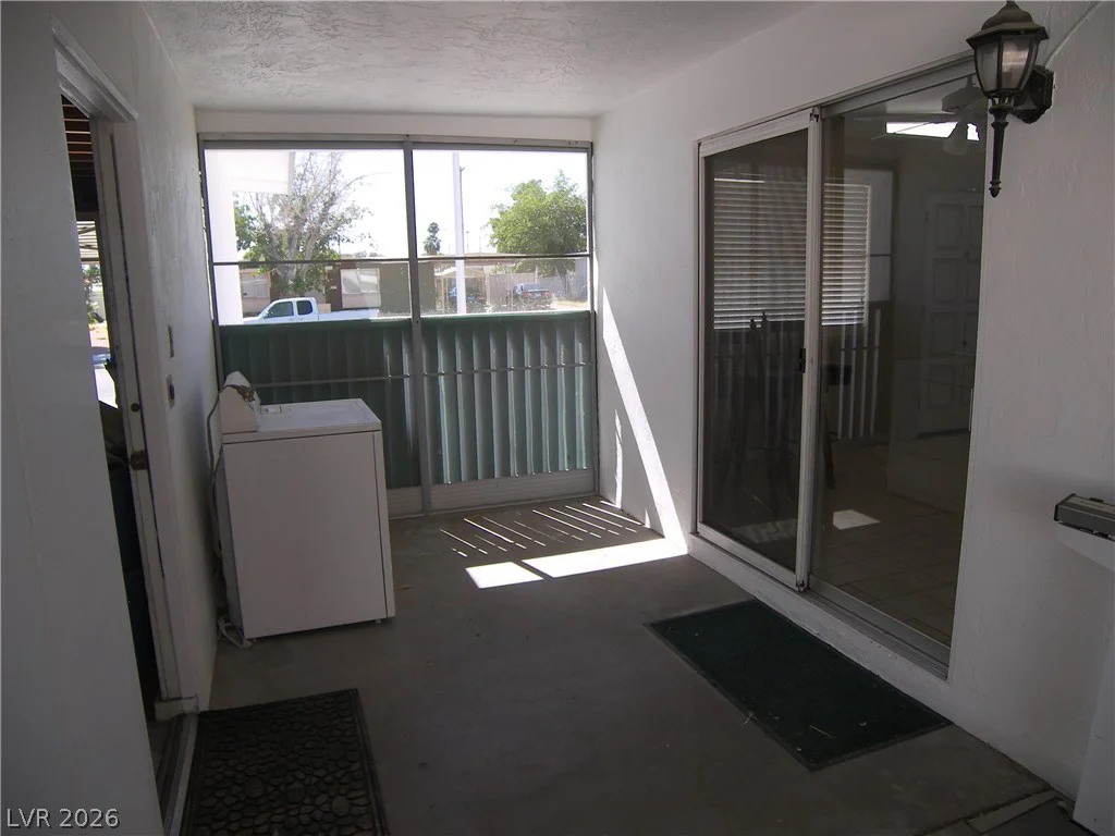 5908 Heron, Las Vegas, NV 89107