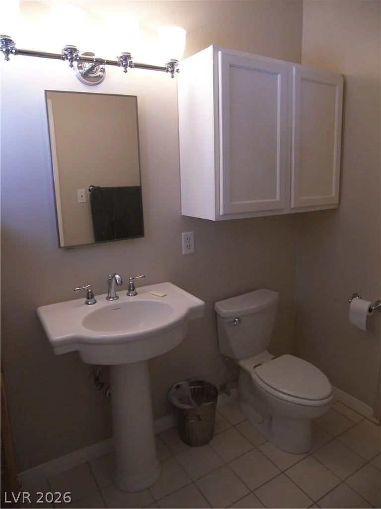 5908 Heron, Las Vegas, NV 89107
