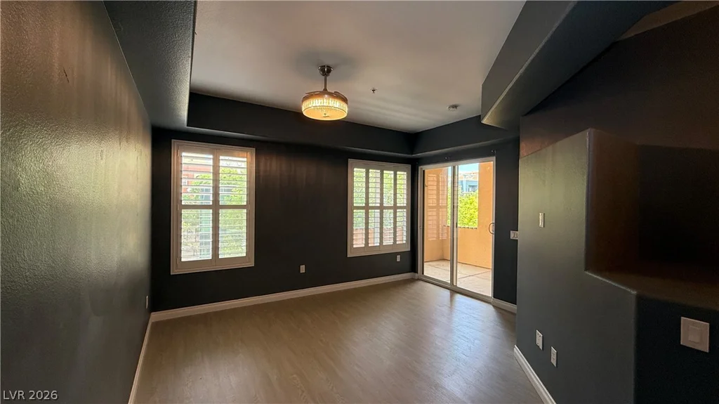 68 Serene, Las Vegas, NV 89123