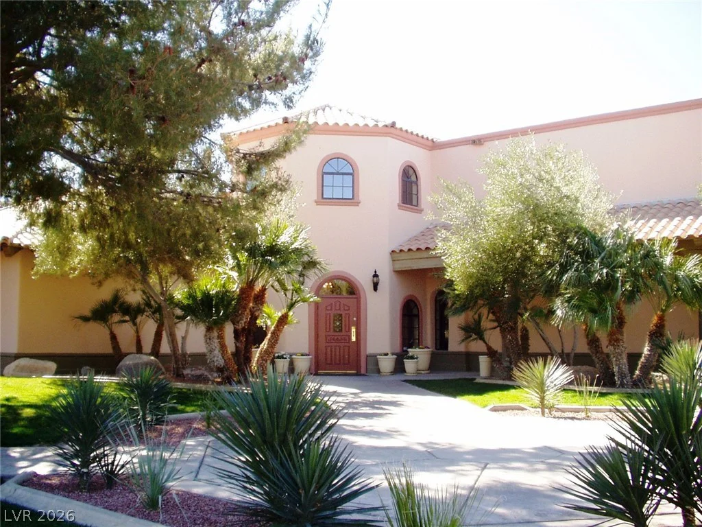 5032 Forest Oaks, Las Vegas, NV 89149