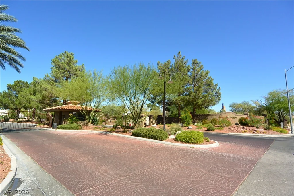 5032 Forest Oaks, Las Vegas, NV 89149