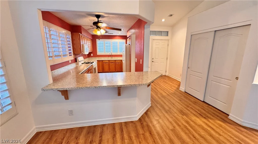 5032 Forest Oaks, Las Vegas, NV 89149