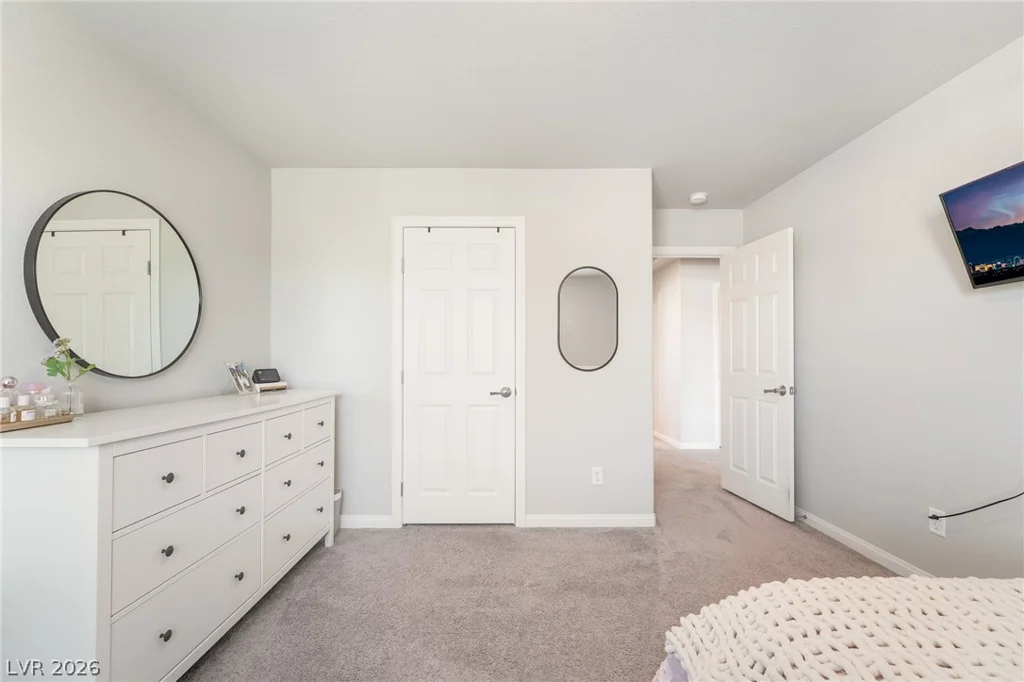 5975 Rockway Glen, Las Vegas, NV 89141