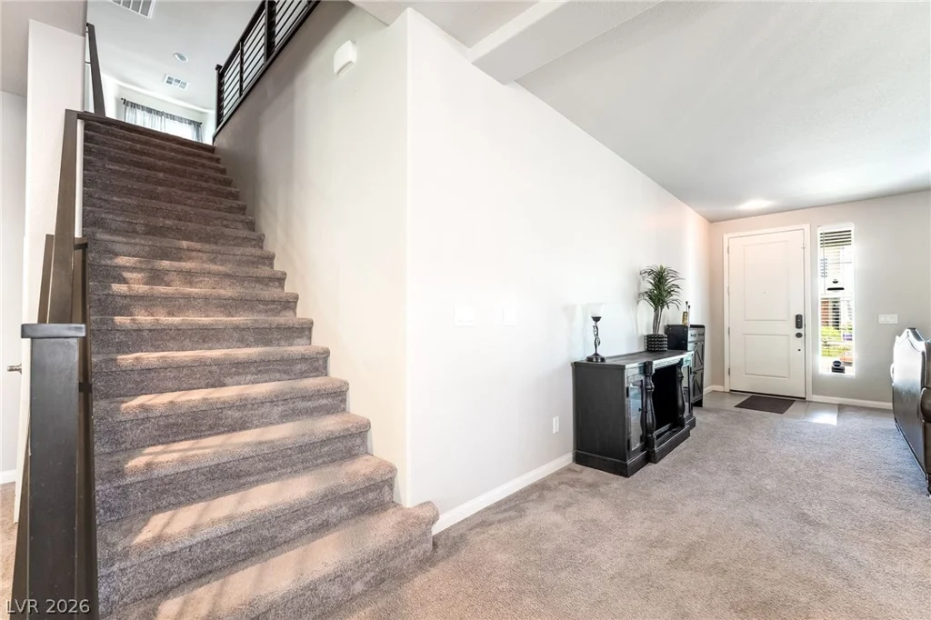 5975 Rockway Glen, Las Vegas, NV 89141