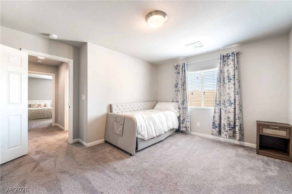 5975 Rockway Glen, Las Vegas, NV 89141