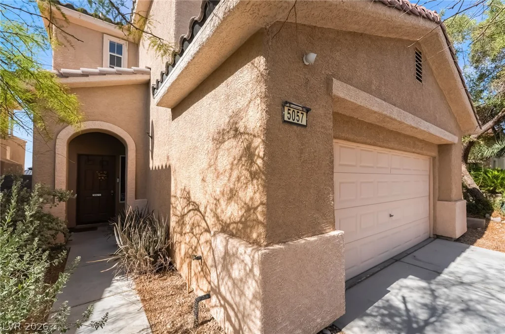 5057 Caprock Canyon, Las Vegas, NV 89139