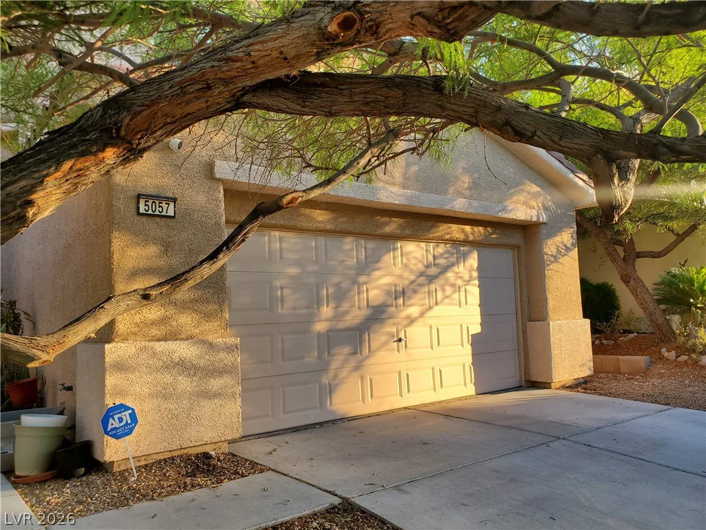 5057 Caprock Canyon, Las Vegas, NV 89139