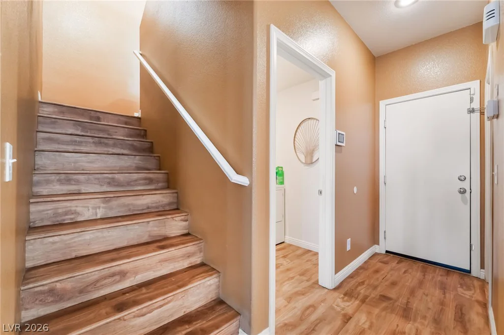 5057 Caprock Canyon, Las Vegas, NV 89139