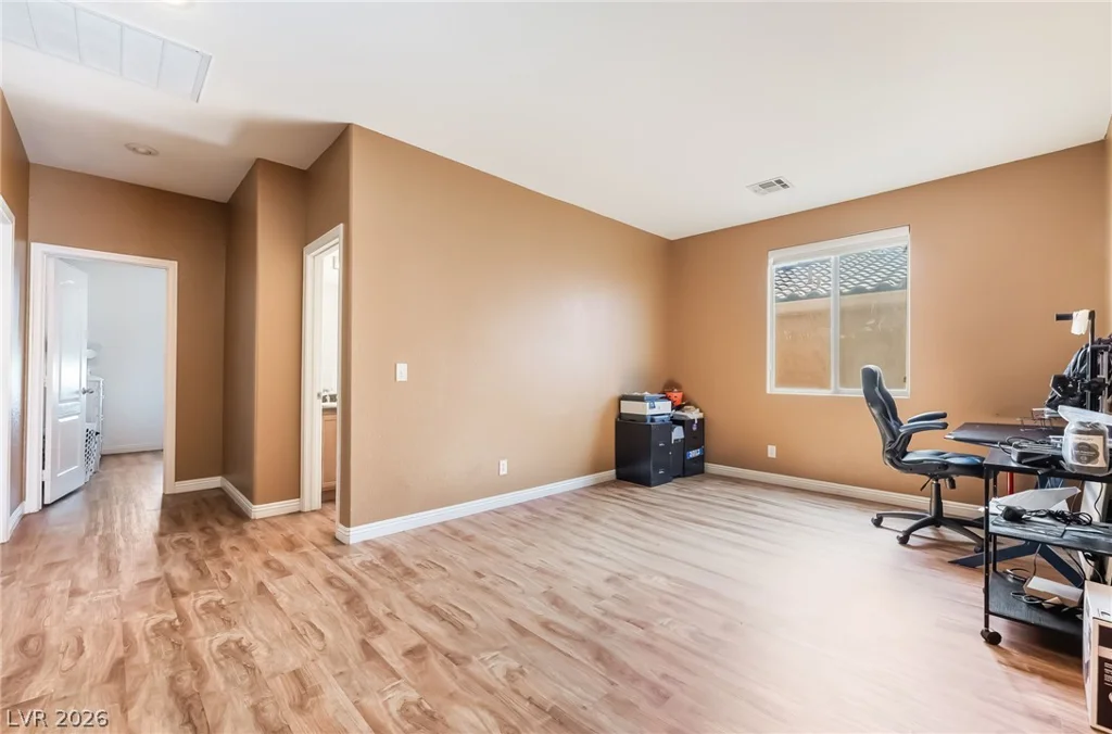 5057 Caprock Canyon, Las Vegas, NV 89139