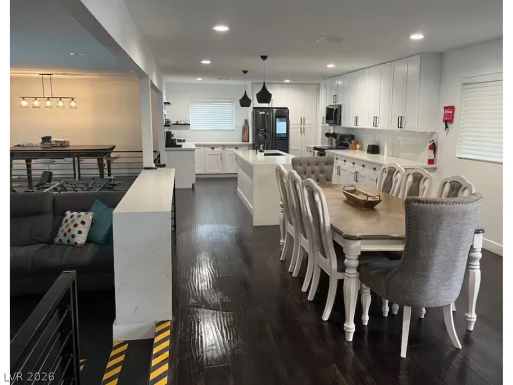 2708 Oakey, Las Vegas, NV 89102