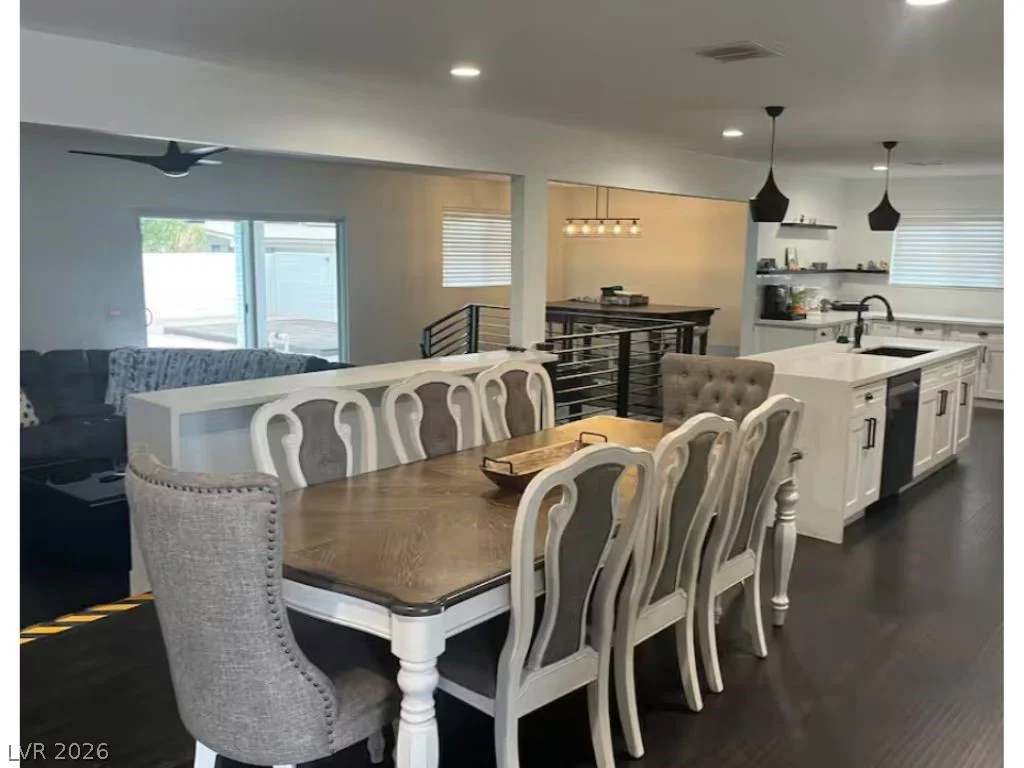 2708 Oakey, Las Vegas, NV 89102