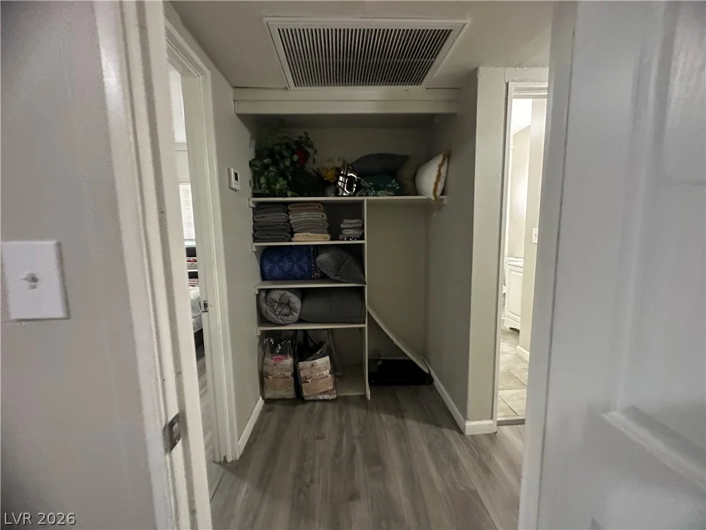 1312 Saint Louis, Las Vegas, NV 89104