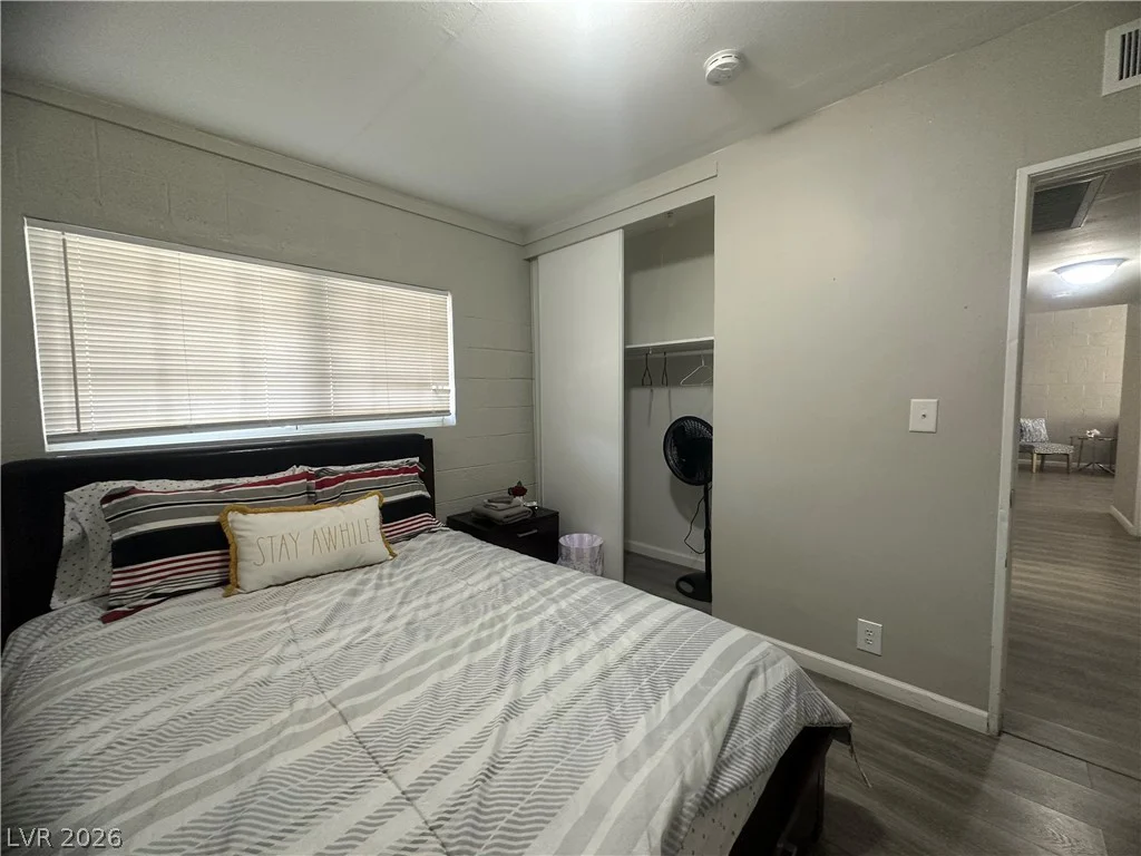1312 Saint Louis, Las Vegas, NV 89104