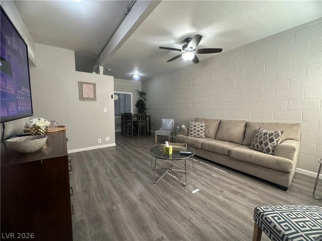 1312 Saint Louis, Las Vegas, NV 89104