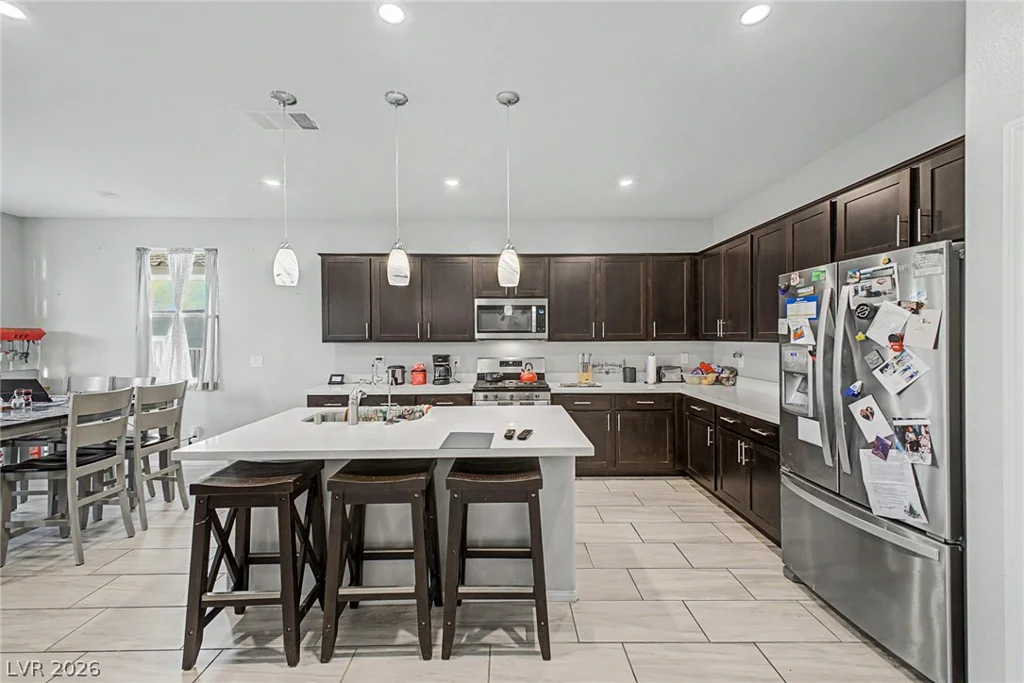 512 Shimmering Sands, North Las Vegas, NV 89031