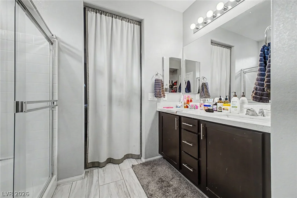512 Shimmering Sands, North Las Vegas, NV 89031
