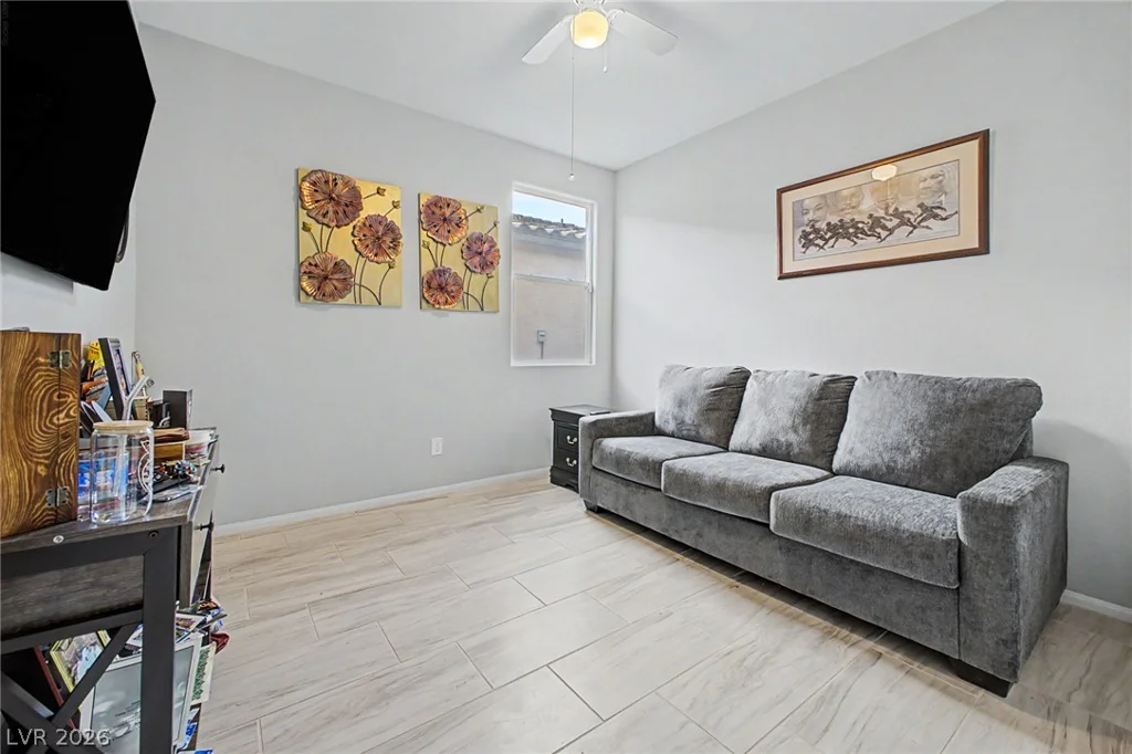 512 Shimmering Sands, North Las Vegas, NV 89031