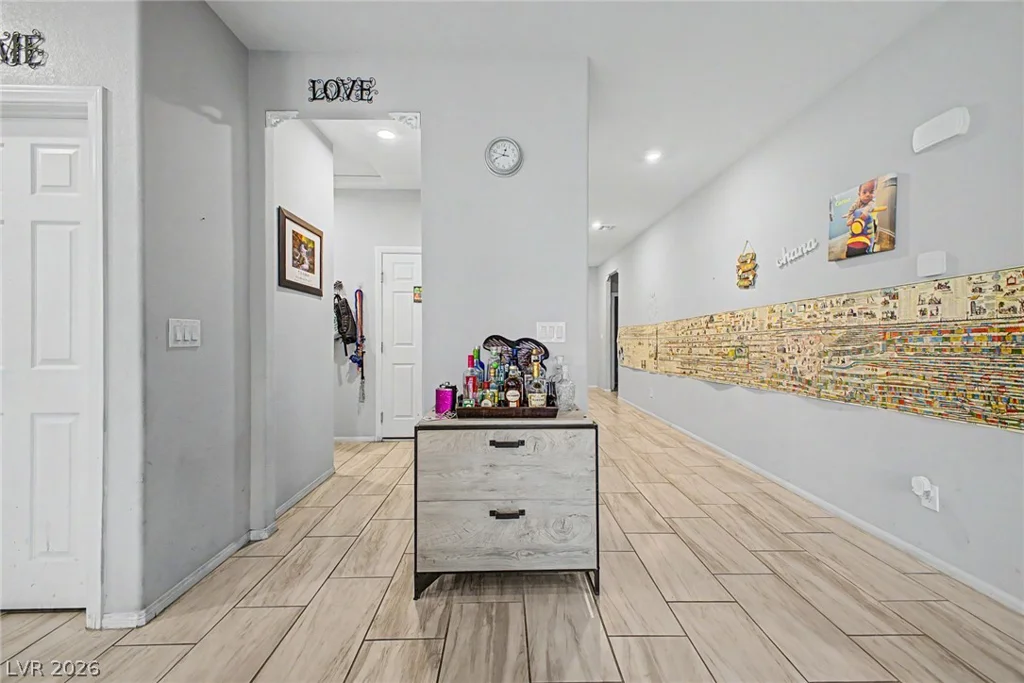 512 Shimmering Sands, North Las Vegas, NV 89031