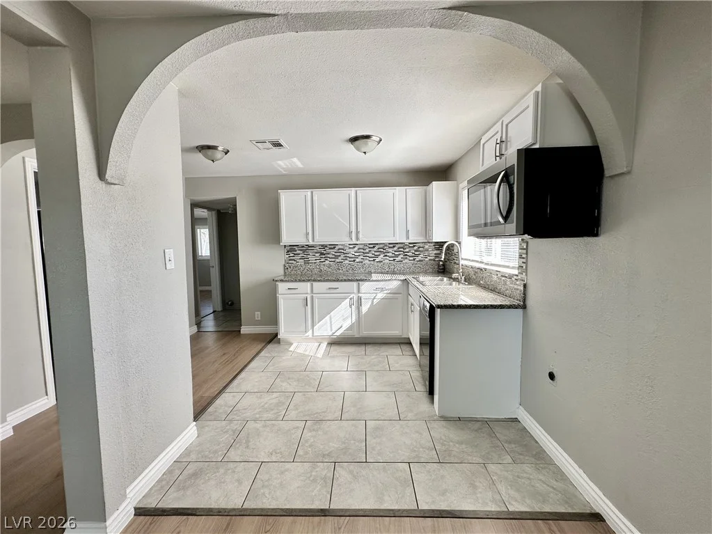 2404 Saint George, North Las Vegas, NV 89030