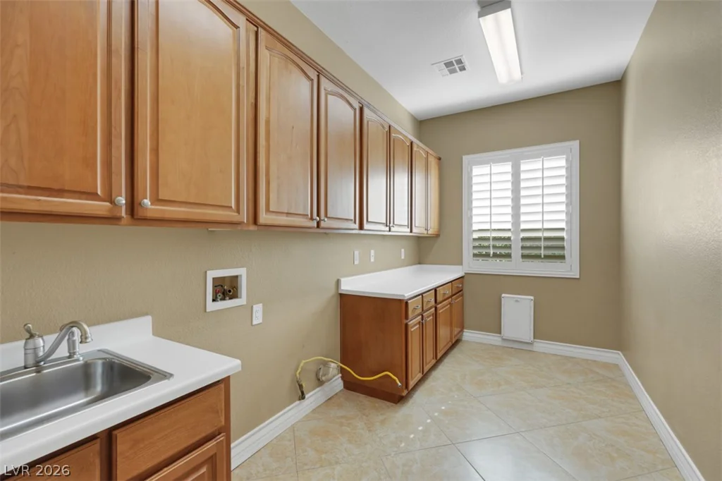 2029 Poetry Avenue, Henderson, NV 89052