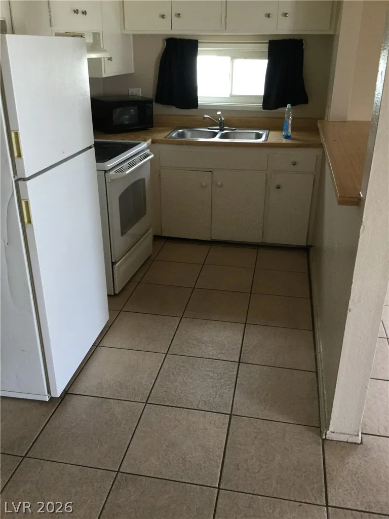 509 McKellar, Las Vegas, NV 89119