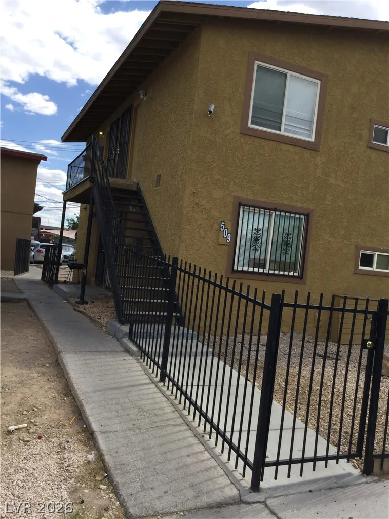 509 McKellar, Las Vegas, NV 89119