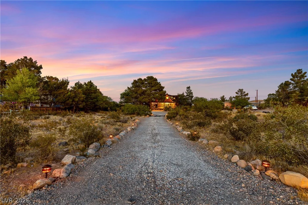 8370 Avery, Las Vegas, NV 89161