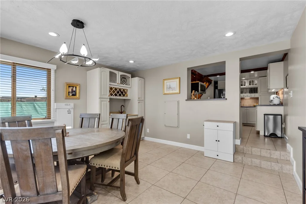 8370 Avery, Las Vegas, NV 89161