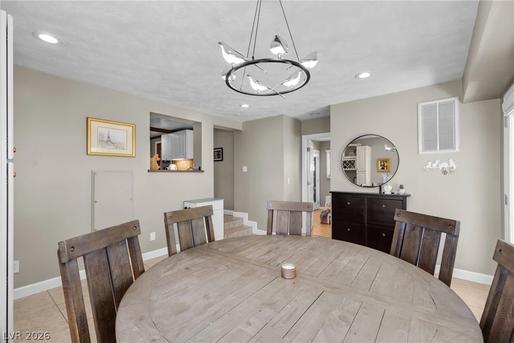8370 Avery, Las Vegas, NV 89161