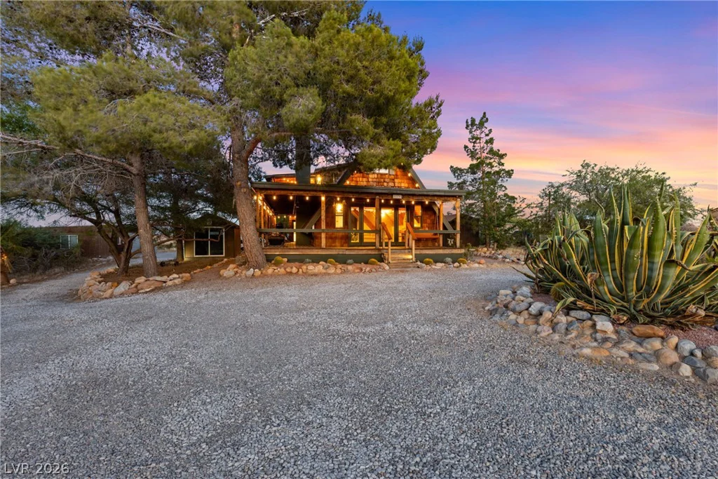 8370 Avery, Las Vegas, NV 89161